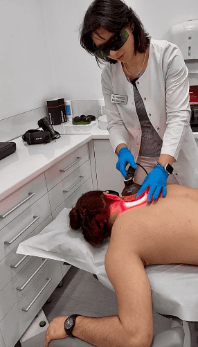 Ansă cluster laser THOR pentru tratamentul durerilor musculare