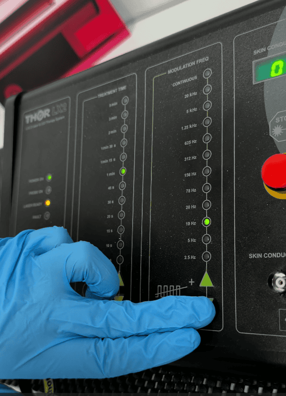 Te trezești obosit? Cauza poate fi energetică – tratament modern cu laser Thor